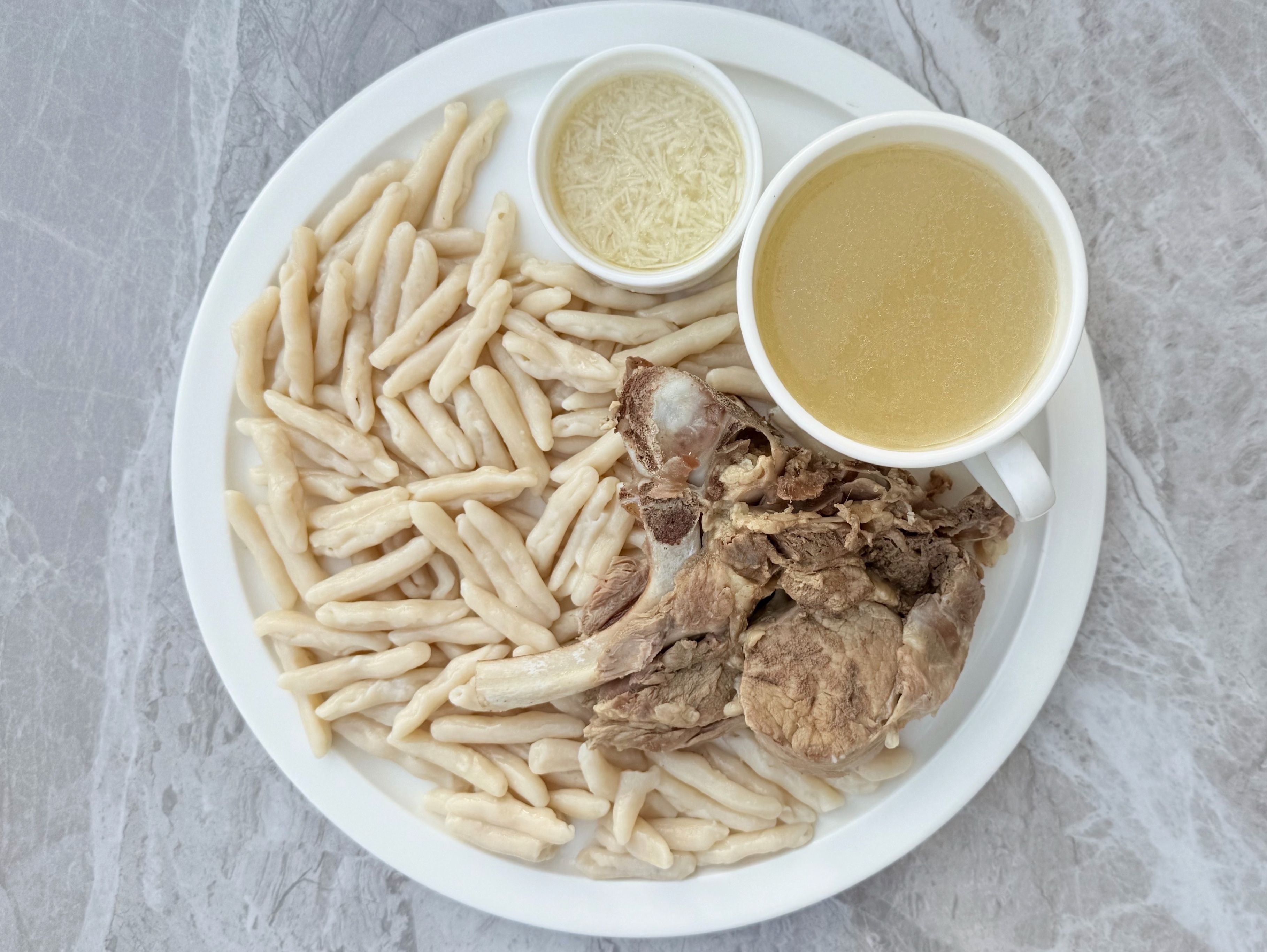 Zhizhig-Galnash (Beef Galushki)